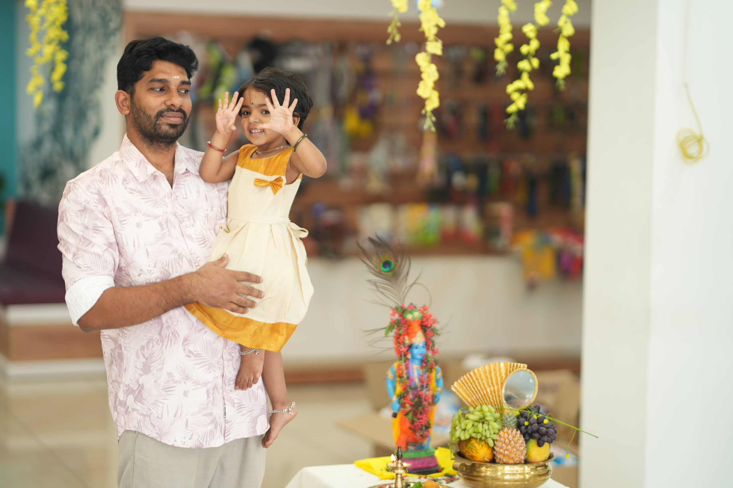 Home professional pet groomer adoor
